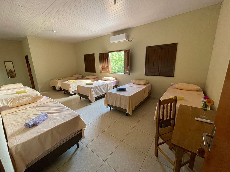 Quarto grande ao lado do Parque Nacional