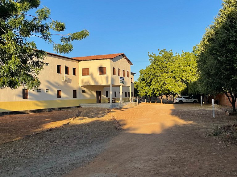Hostel o Viveiro - Serra da Capivara - Prédio JK